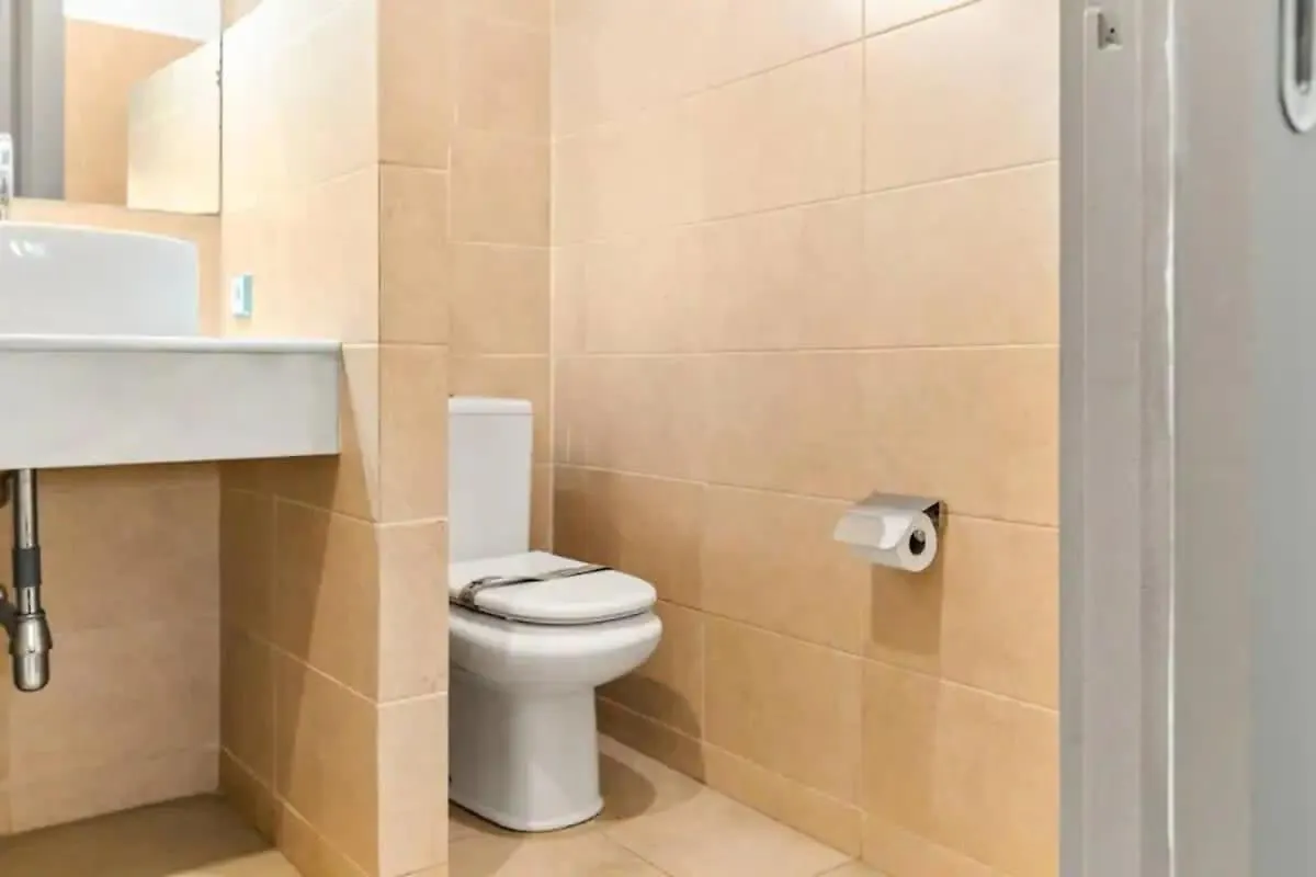 Appartamento Huge Duplex With Private Garden Next To Las Ramblas Barcellona