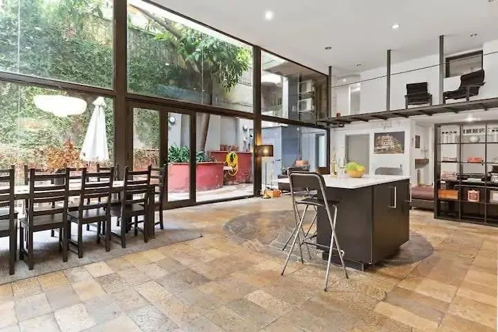 Huge Duplex With Private Garden Next To Las Ramblas Barcellona